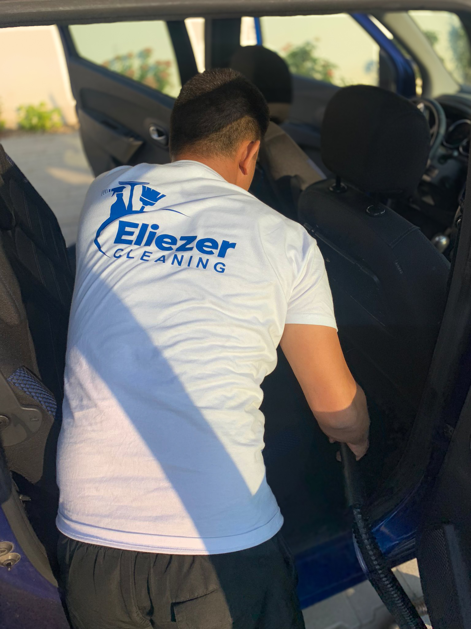 EliezerCleaning car detailing service